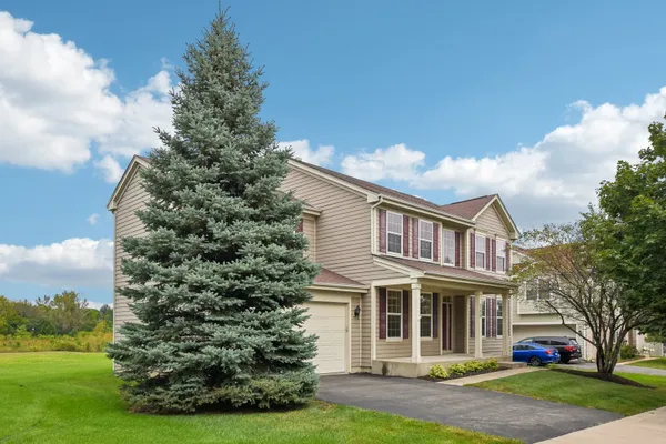 586 WEXFORD DR