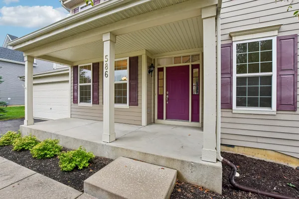 586 WEXFORD DR