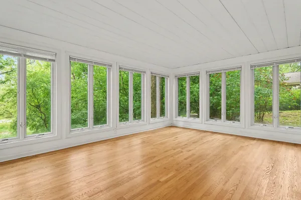 61 TIMBERLAKE RD