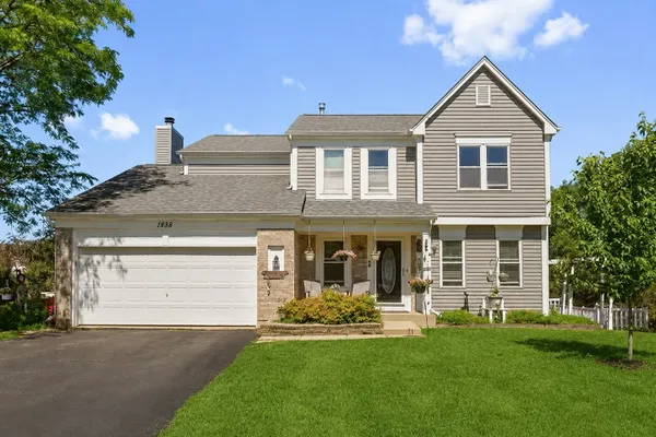 1898 MCRAE LN