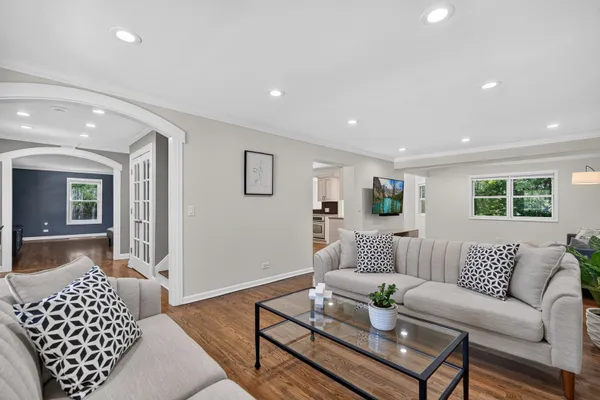 316 FOX RUN DR