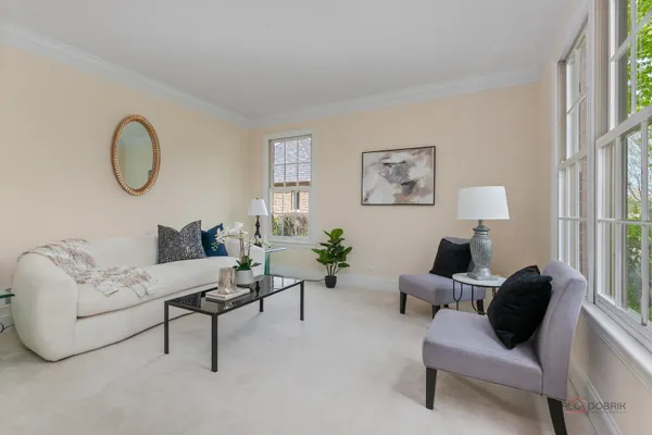 14805 CREEKSIDE PATH