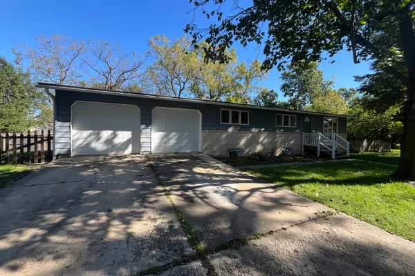 150 WILSON PL