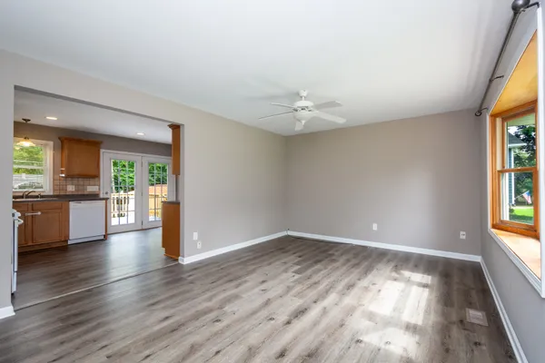 2312 BRIAR LN