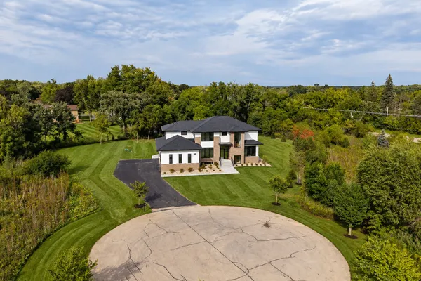 23589 N OWL CT