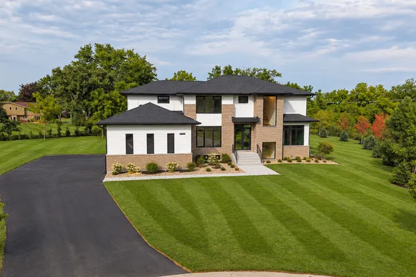23589 N OWL CT