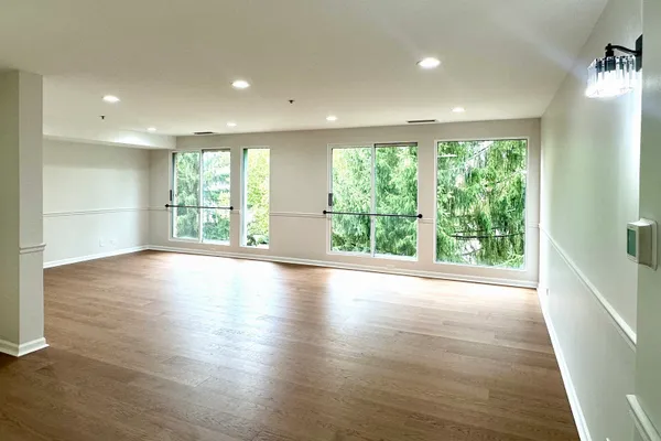 8050 ARBOR LN 303