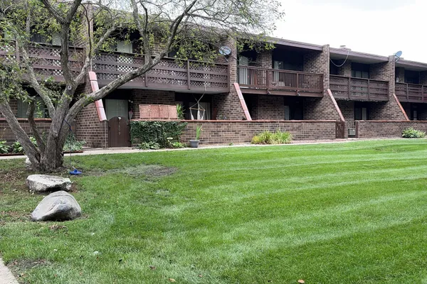 1607 KENNETH CIR 1607