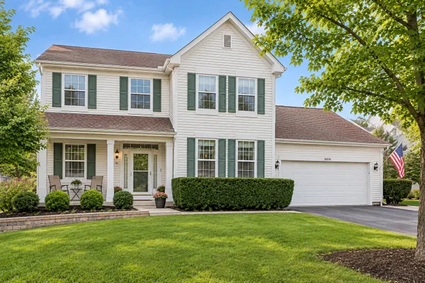34316 N OLD WALNUT CIR