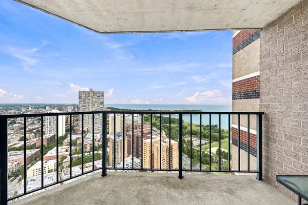 3660 N LAKE SHORE DR 4110