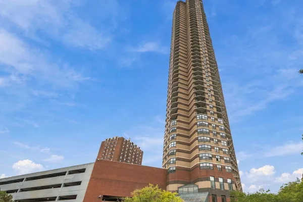3660 N LAKE SHORE DR 4110