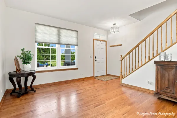 1028 MACKENZIE DR