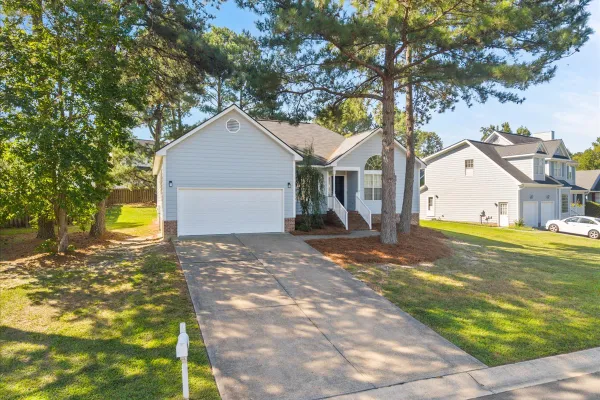 2660 BOWDEN DR
