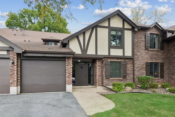 8220 MULBERRY CT 7B