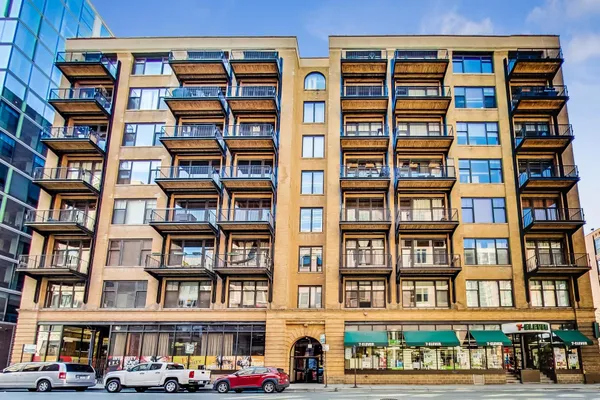 625 W JACKSON BLVD 512