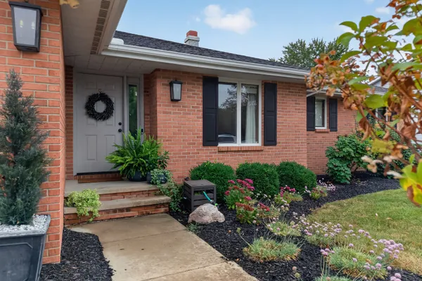 315 TWILIGHT DR