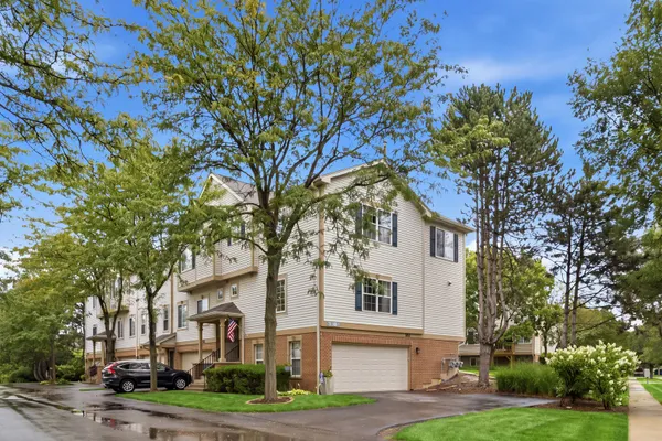 160 MONARCH DR 160