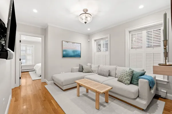 4 COOK ST 1