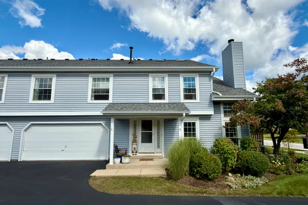 3S126 TIMBER DR 2-A