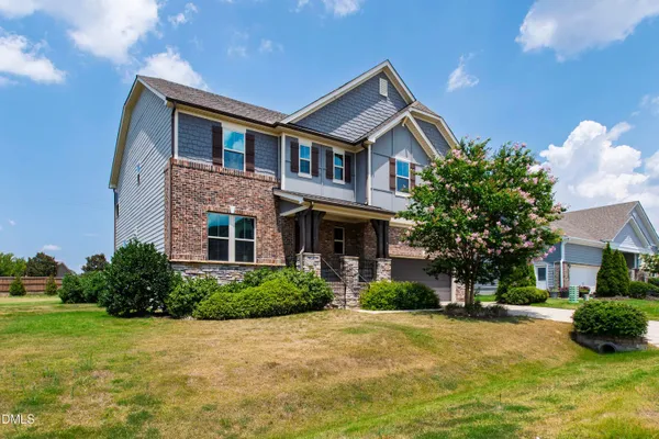 2204 STILLNESS POND LN