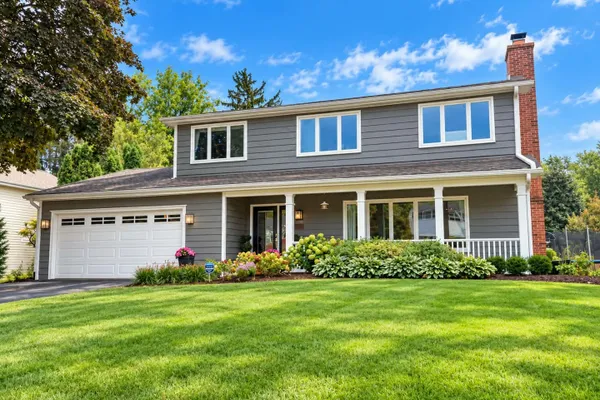 26W355 BLACKHAWK DR