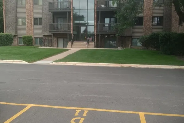 1480 STONEBRIDGE CIR D-1