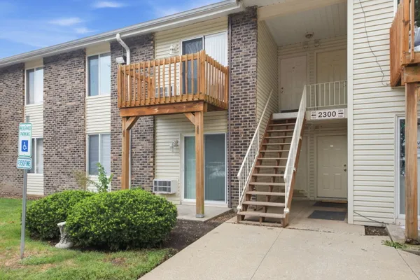 2300 LIGHT RD 105