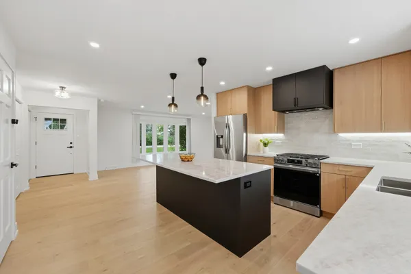 8607 MAIN ST