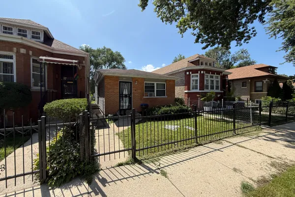 1213 W 96TH ST