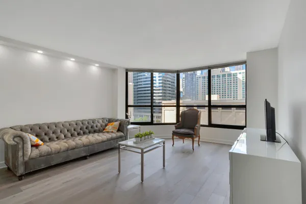 405 N WABASH AVE 314