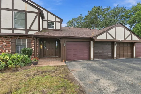 2158 LANCASTER CIR 101C