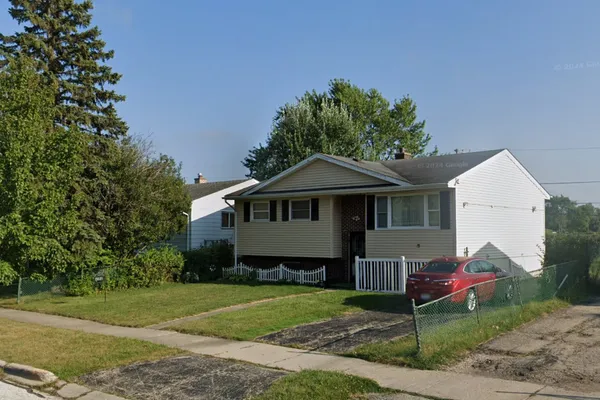 2631 KENNEDY DR