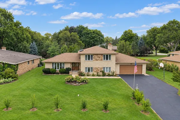 1428 ROSLYN RD