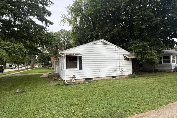 33 S ALDINE ST