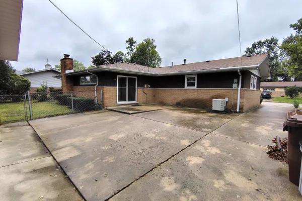 15017 SUNSET AVE