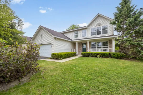 1237 E GREYSTONE DR