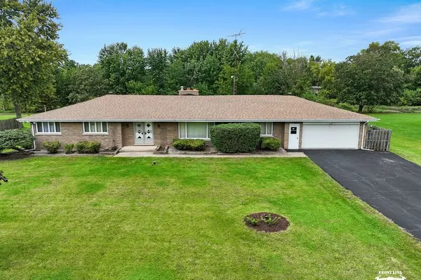 29 BROOKSIDE LN