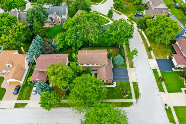 1222 BISCAYNE DR