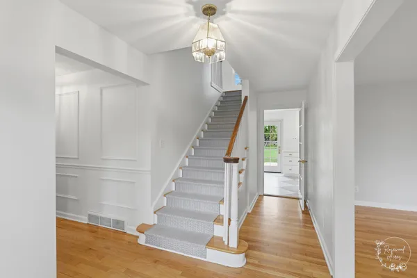 5 MARQUETTE LN