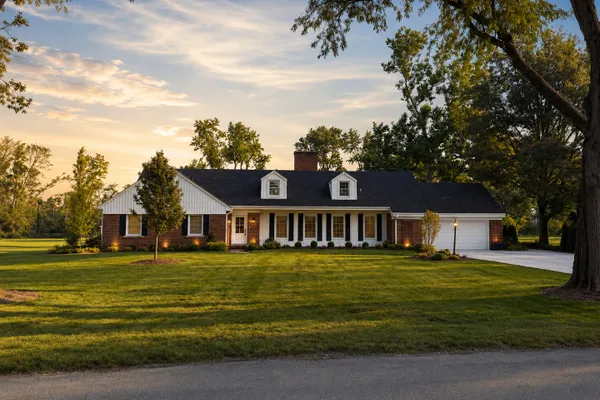 5 MARQUETTE LN