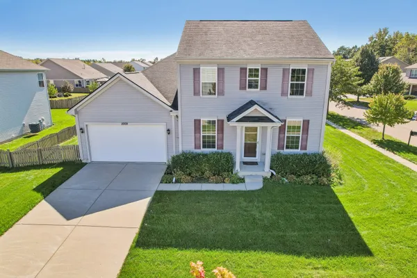 2009 MAYFAIR DR