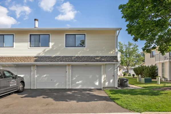 717 WHITESAIL DR 717