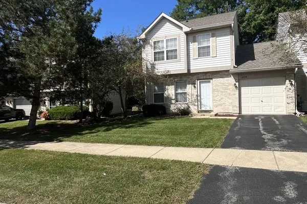 1404 W SPLIT OAK CIR