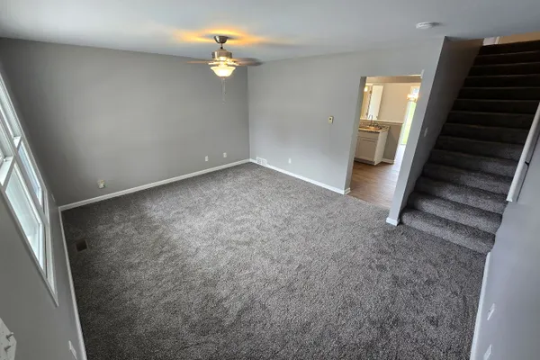 1463 MOLUF ST