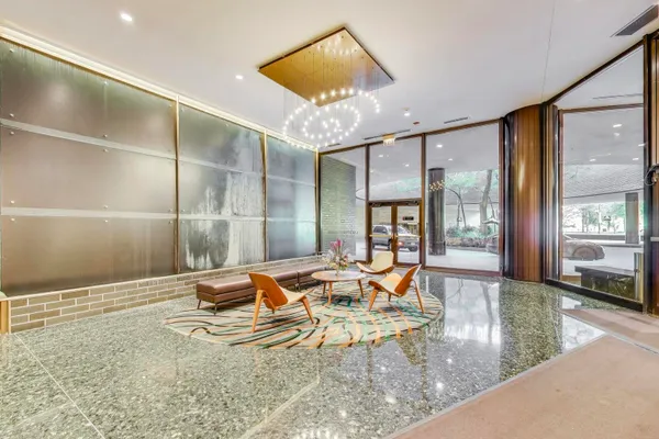 505 N LAKE SHORE DR 407