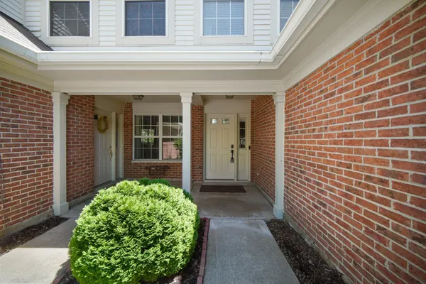 30W033 PRINCETON CT