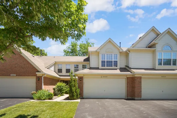 30W033 PRINCETON CT