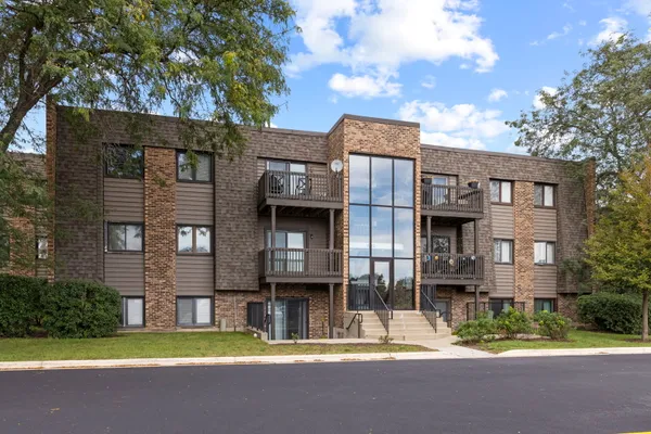 1482 STONEBRIDGE CIR C10