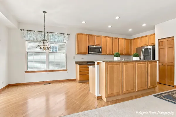 2231 WILSHIRE CT