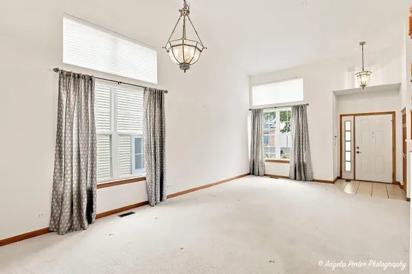 2231 WILSHIRE CT